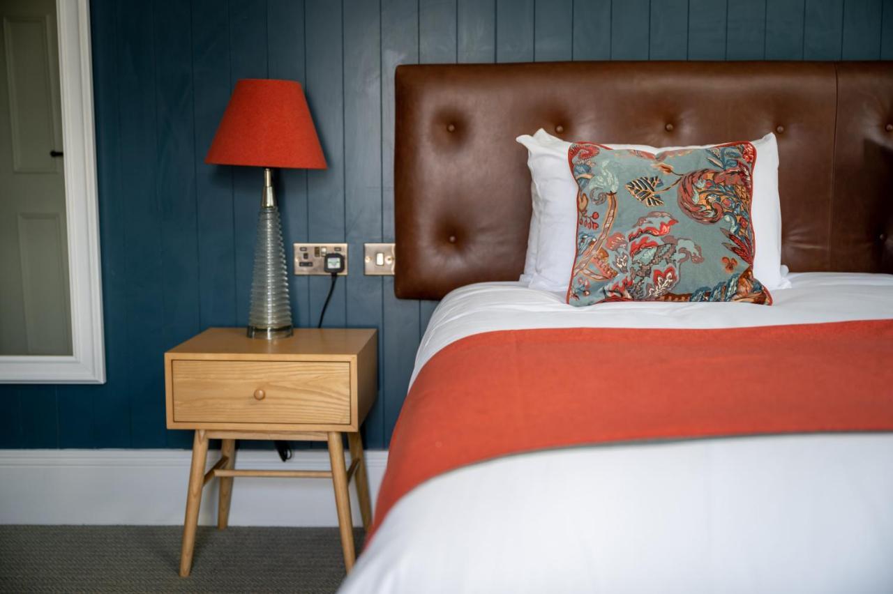 Victoria Hotel By Chef & Brewer Collection Menai Bridge Εξωτερικό φωτογραφία