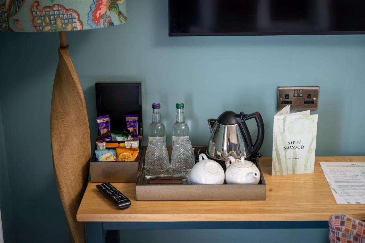 Victoria Hotel By Chef & Brewer Collection Menai Bridge Εξωτερικό φωτογραφία